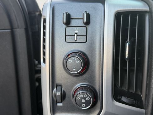 Used 2015 GMC Sierra 3500 SLT w/ Duramax Plus Package image 19