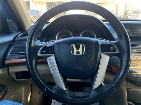 Used 2011 Honda Accord EX-L image 9