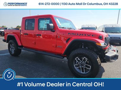 New 2025 Jeep Gladiator Mojave w/ Convenience Group