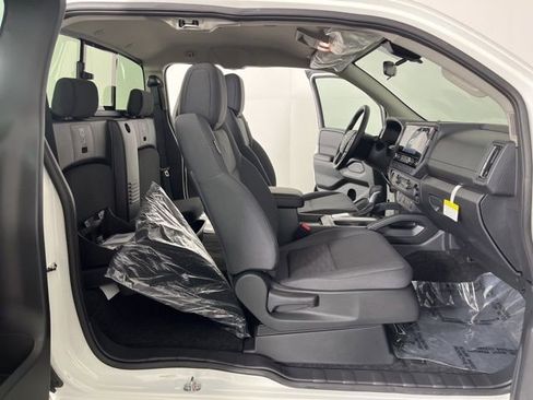New 2026 Nissan Frontier S image 43