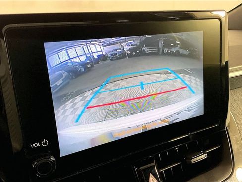 Used 2025 Toyota Corolla SE FWD image 21