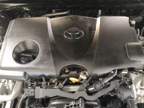 Used 2021 Toyota Camry LE image 30