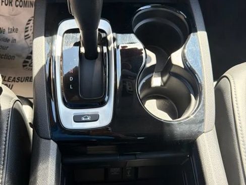 Used 2019 Honda Ridgeline RTL-E image 19