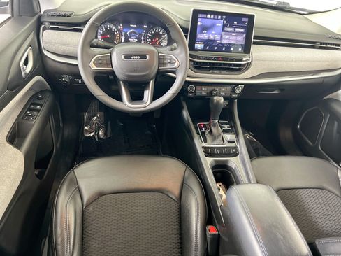 Used 2022 Jeep Compass Latitude AWD/4WD image 20
