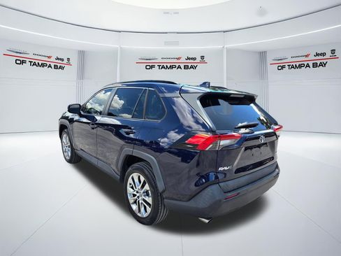 Used 2021 Toyota RAV4 XLE Premium FWD image 4