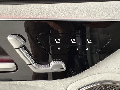 Certified 2023 Mercedes-Benz EQS 450+ 4MATIC Sedan image 17