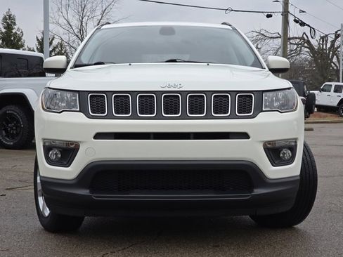Used 2020 Jeep Compass Latitude image 3