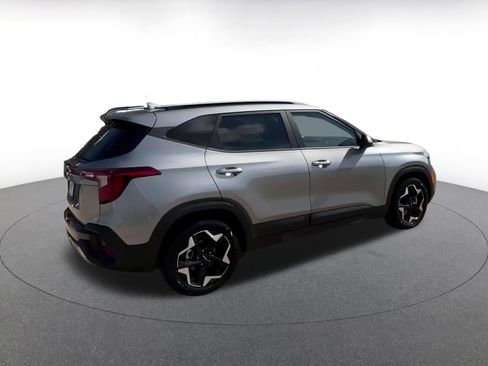Used 2025 Kia Seltos S image 15