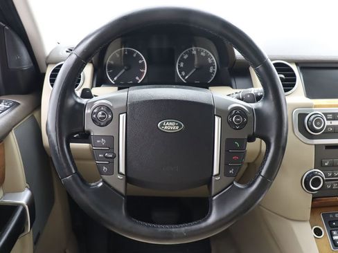 Used 2016 Land Rover LR4 HSE AWD/4WD image 16
