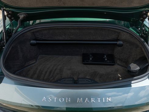 Used 2023 Aston Martin V12 Vantage Roadster RWD image 45