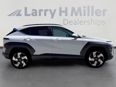 New 2026 Hyundai Kona Limited FWD image 9