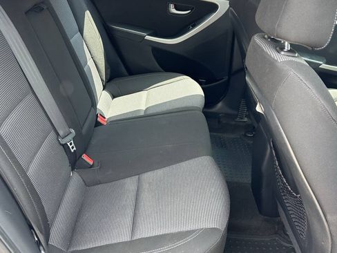 Used 2015 Hyundai Elantra GT FWD image 15