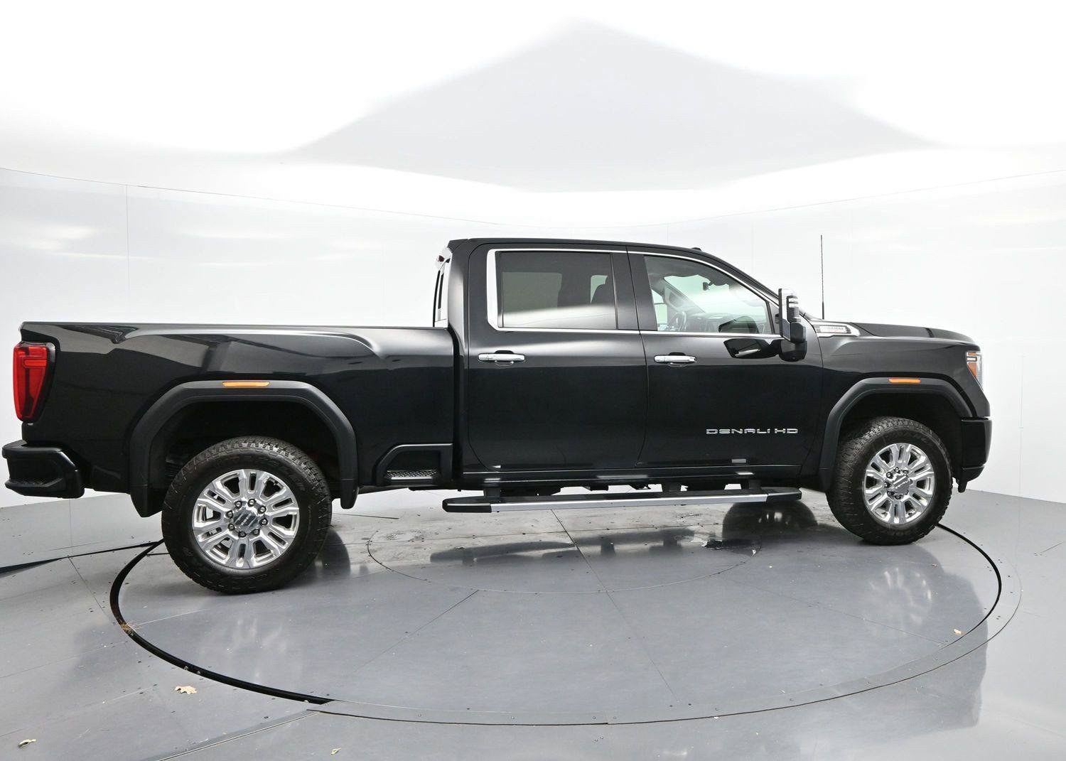 Used 2020 GMC Sierra 2500 Denali w/ Denali Ultimate Package AWD/4WD image 8