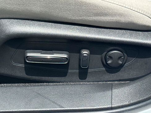 Certified 2025 Honda Accord SE image 19