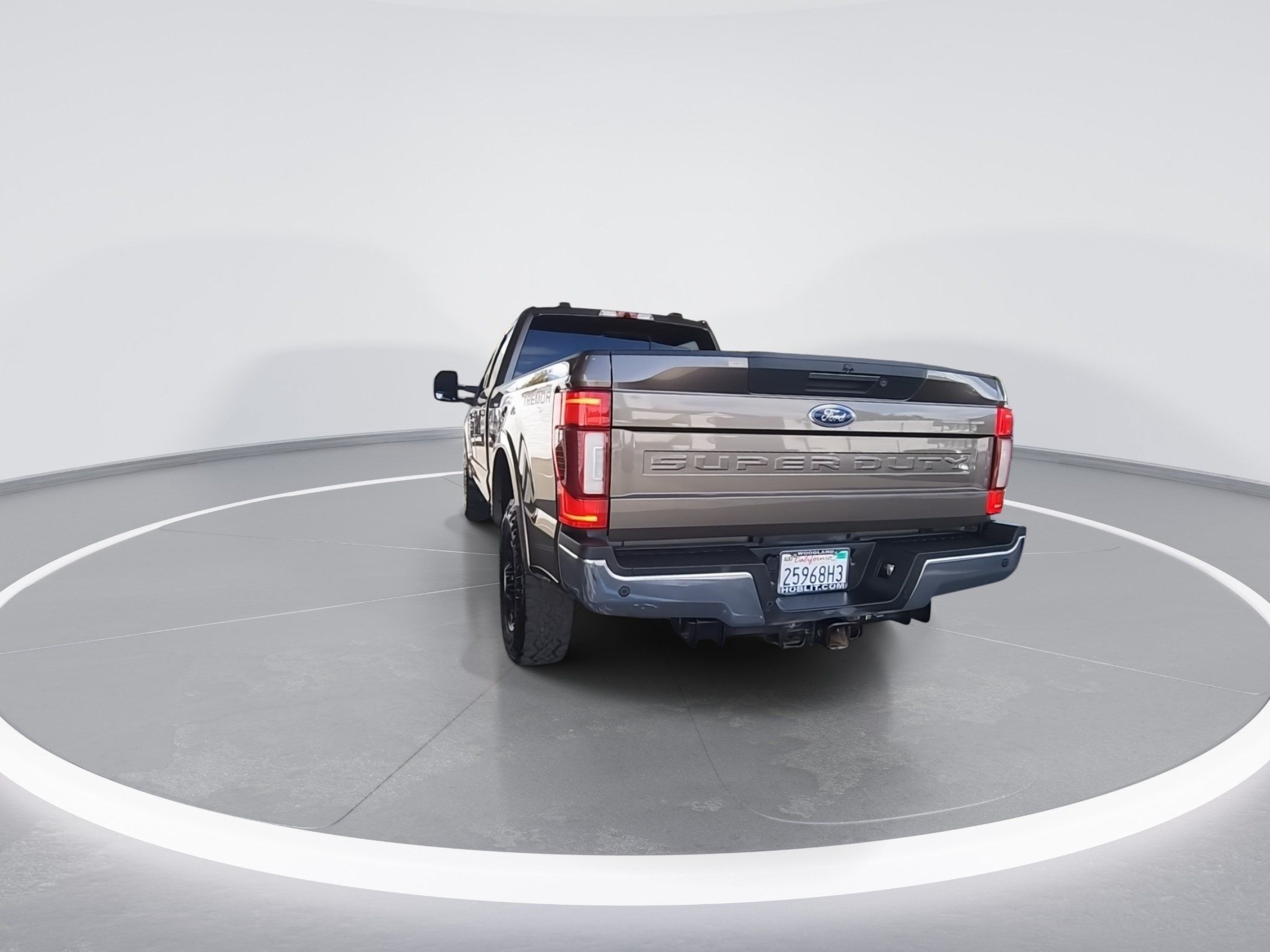 Used 2022 Ford F350 Lariat w/ Tremor Off-Road Package AWD/4WD image 6