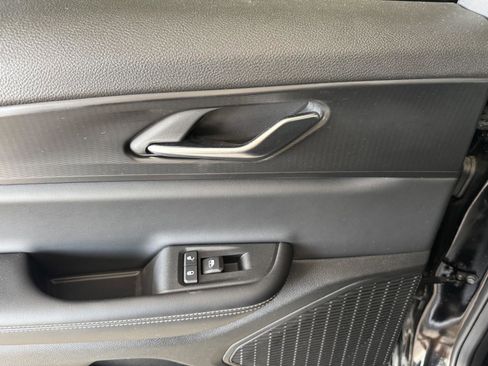 Used 2025 Jeep Grand Cherokee Laredo X w/ Luxury Tech Group I image 27