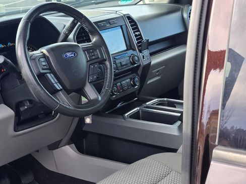 Used 2018 Ford F150 XLT w/ Equipment Group 302A Luxury image 25