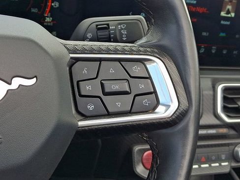 Used 2025 Ford Mustang Premium RWD image 7