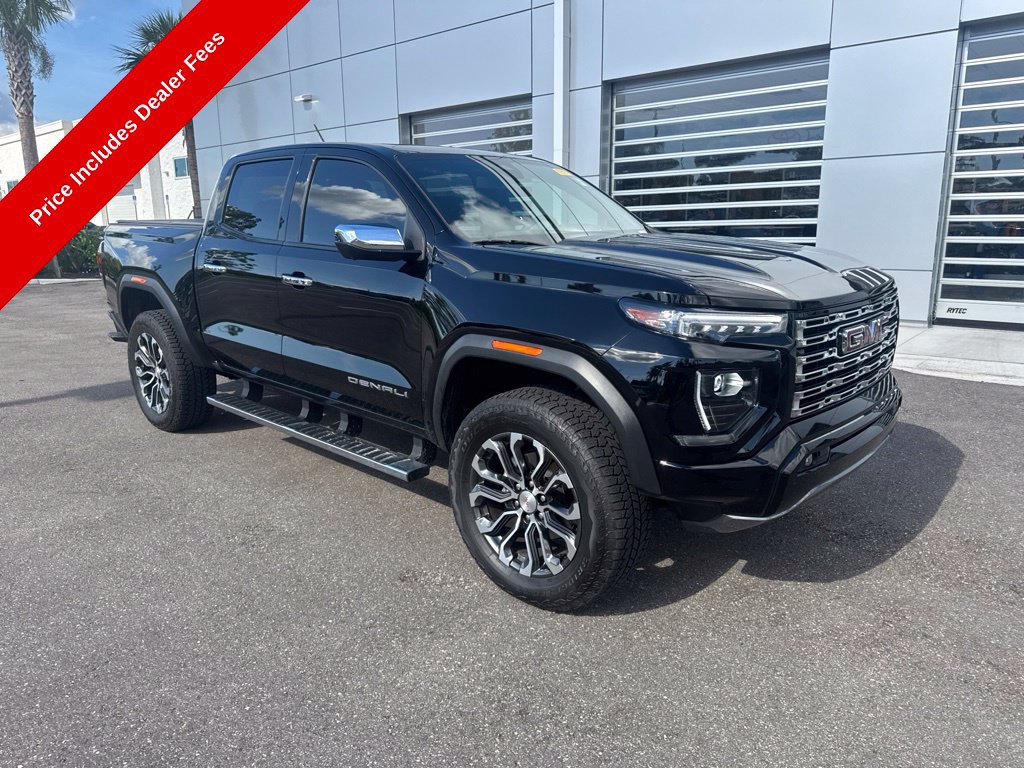 Used 2025 GMC Canyon Denali AWD/4WD image 7