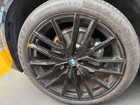 Certified 2023 BMW X5 xDrive40i w/ M Sport Package AWD/4WD image 9