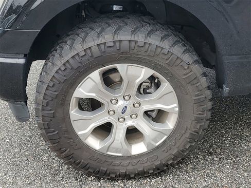 Used 2023 Ford F150 Platinum image 12