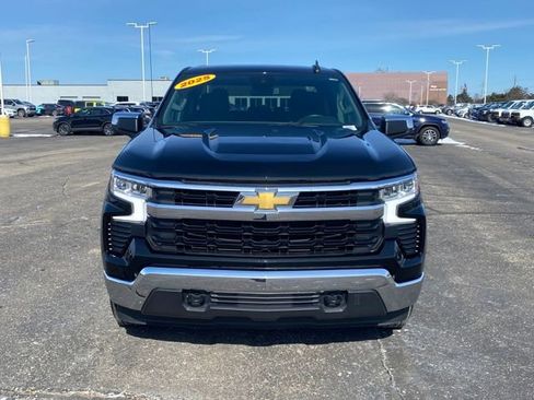 Certified 2025 Chevrolet Silverado 1500 LT AWD/4WD image 2