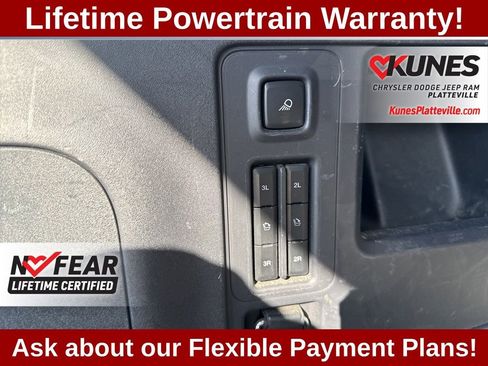 Used 2025 Ford Expedition Platinum AWD/4WD image 30