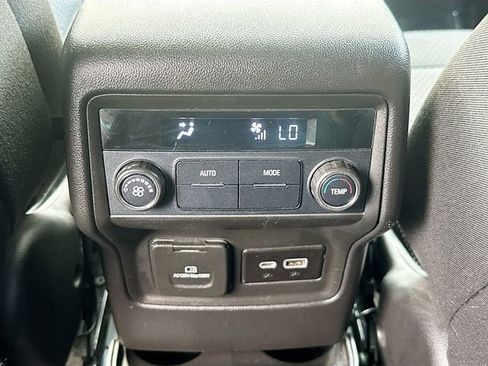 Used 2021 GMC Acadia SLE w/ Driver Convenience Package AWD/4WD image 25