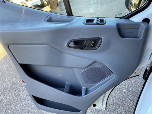Used 2018 Ford Transit 350 XLT image 18