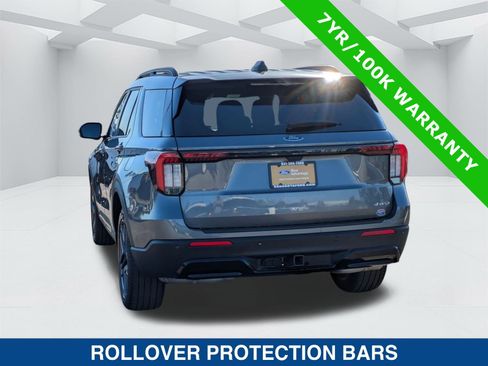 Certified 2025 Ford Explorer ST-Line w/ ST-Line Street Pack image 6