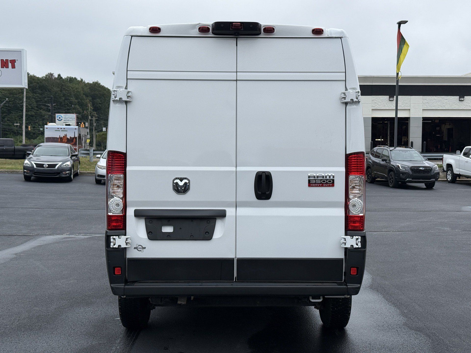 Used 2023 RAM ProMaster 2500 FWD image 6