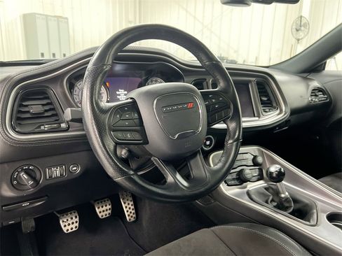 Used 2020 Dodge Challenger R/T Scat Pack w/ T/A Package image 10