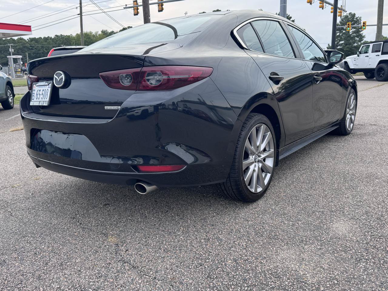 Used 2020 MAZDA MAZDA3 Sedan w/ Select Package FWD image 7