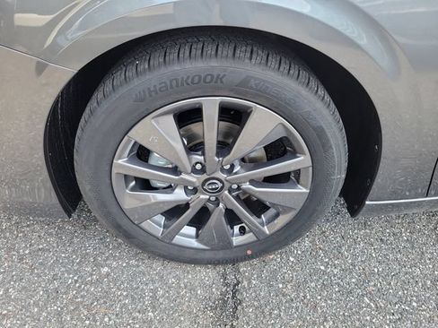 New 2026 Nissan Sentra SL w/ Floor Mat Package FWD image 5