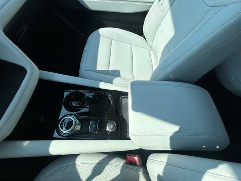 New 2026 Ford Explorer Platinum w/ LUX Leather Package AWD/4WD image 59
