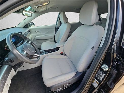 Used 2024 Hyundai Kona SEL AWD/4WD image 15
