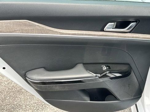 Used 2022 Kia K5 EX image 21