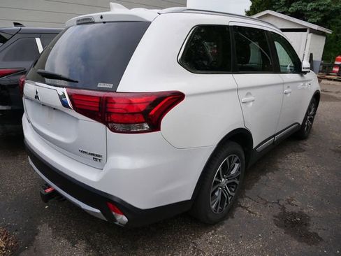 Used 2018 Mitsubishi Outlander GT AWD/4WD image 5