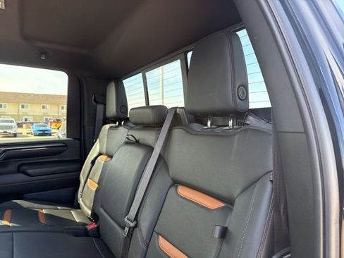Used 2024 GMC Sierra 2500 AT4 w/ Technology Package image 41