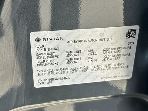 Used 2024 Rivian R1S Adventure AWD/4WD image 28