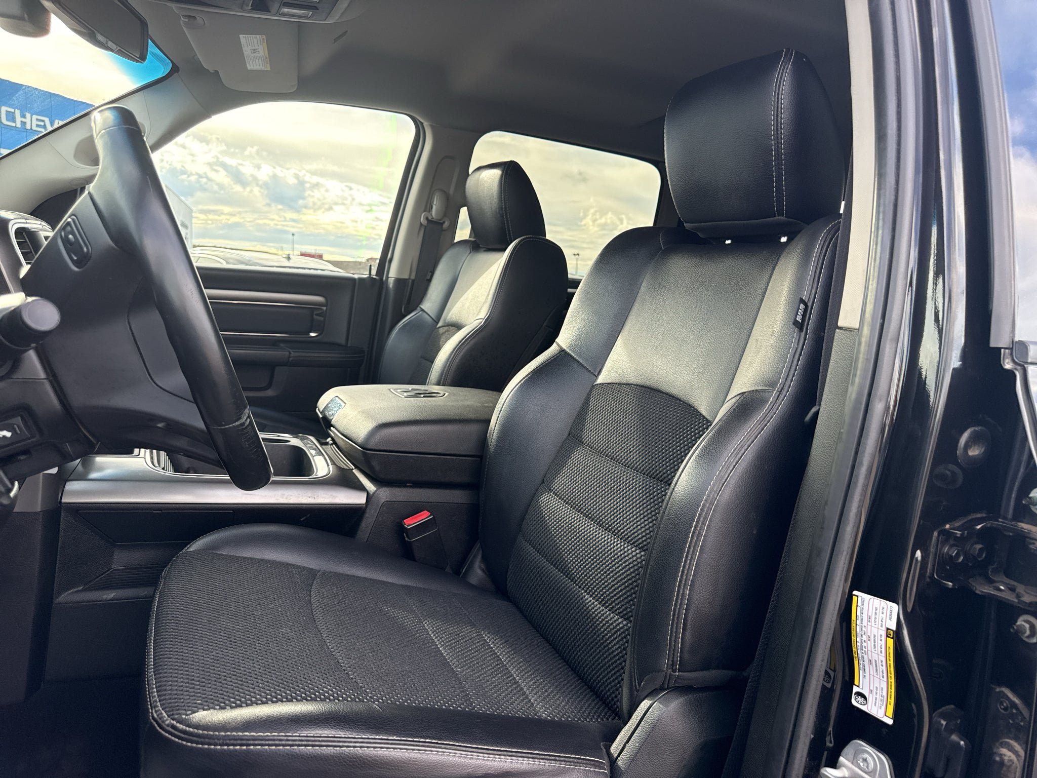 Used 2018 RAM 2500 Big Horn w/ Sport Appearance Group AWD/4WD image 11