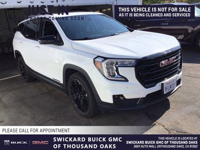 Used 2022 GMC Terrain SLT w/ Infotainment Package II