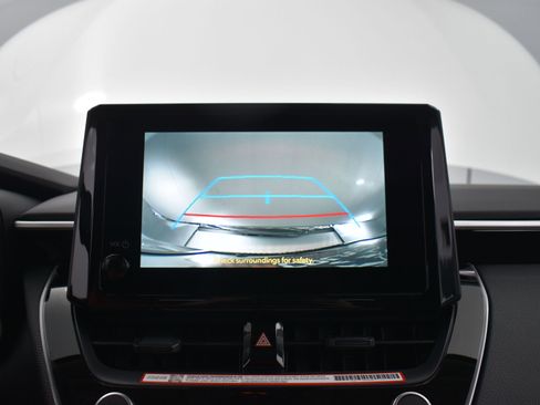 Used 2025 Toyota Corolla LE image 19