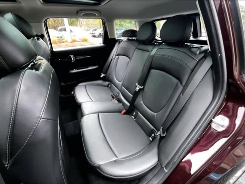 Used 2019 MINI Cooper Clubman S image 19