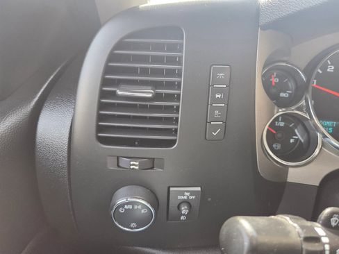 Used 2013 GMC Sierra 1500 SLE w/ Power Tech Package image 15