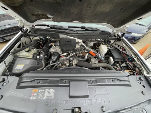 Used 2015 Chevrolet Silverado 3500 W/T w/ Snow Plow Prep Package image 8