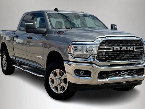 Used 2024 RAM 2500 Big Horn AWD/4WD image 1