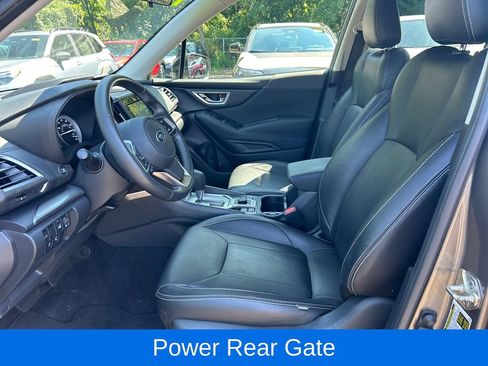 Used 2019 Subaru Forester Premium AWD/4WD image 12