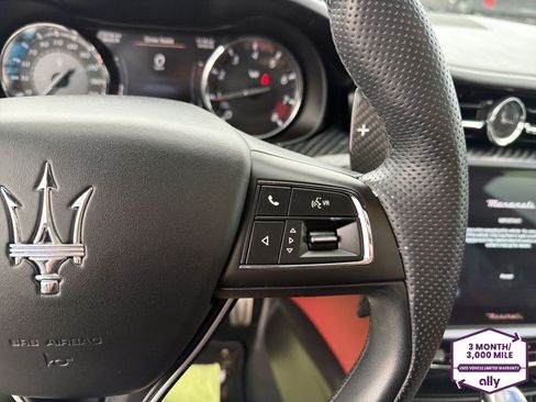 Used 2023 Maserati Quattroporte Trofeo image 19