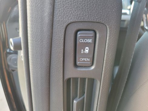 Used 2020 Honda Odyssey EX-L image 32